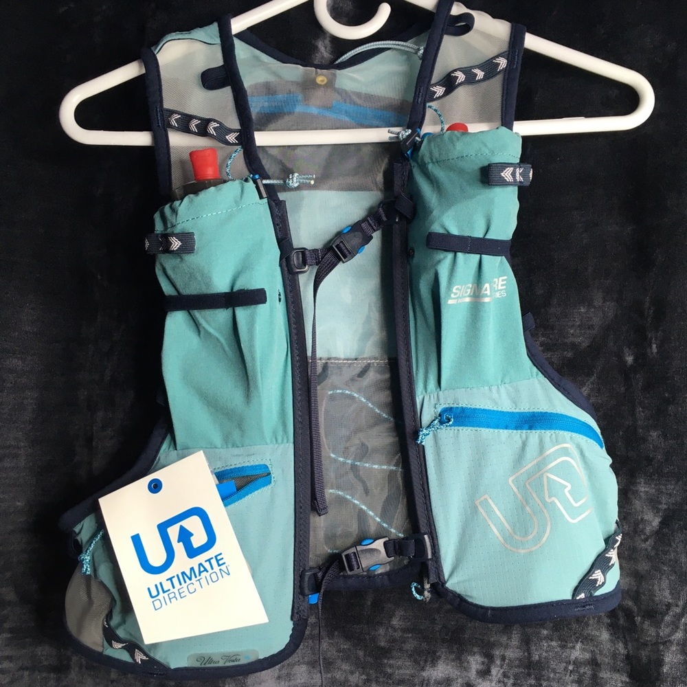 NWT | Ultimate Direction | Ultra Vesta 4.0